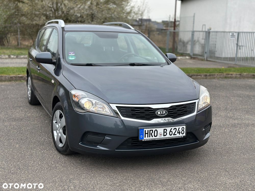 Kia Ceed 1.4 L Euro2012 - 1