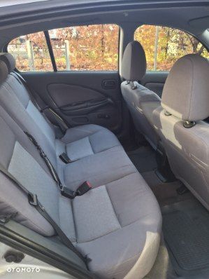 Nissan Almera - 6