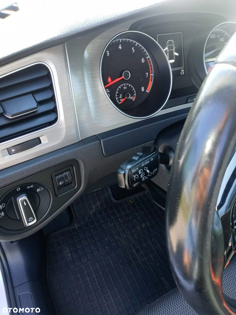 Volkswagen Golf 1.2 TSI BlueMotion Technology Comfortline - 18