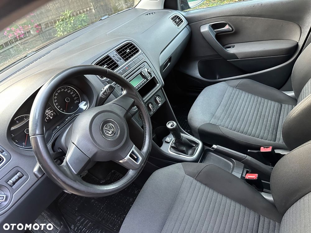 Volkswagen Polo - 15