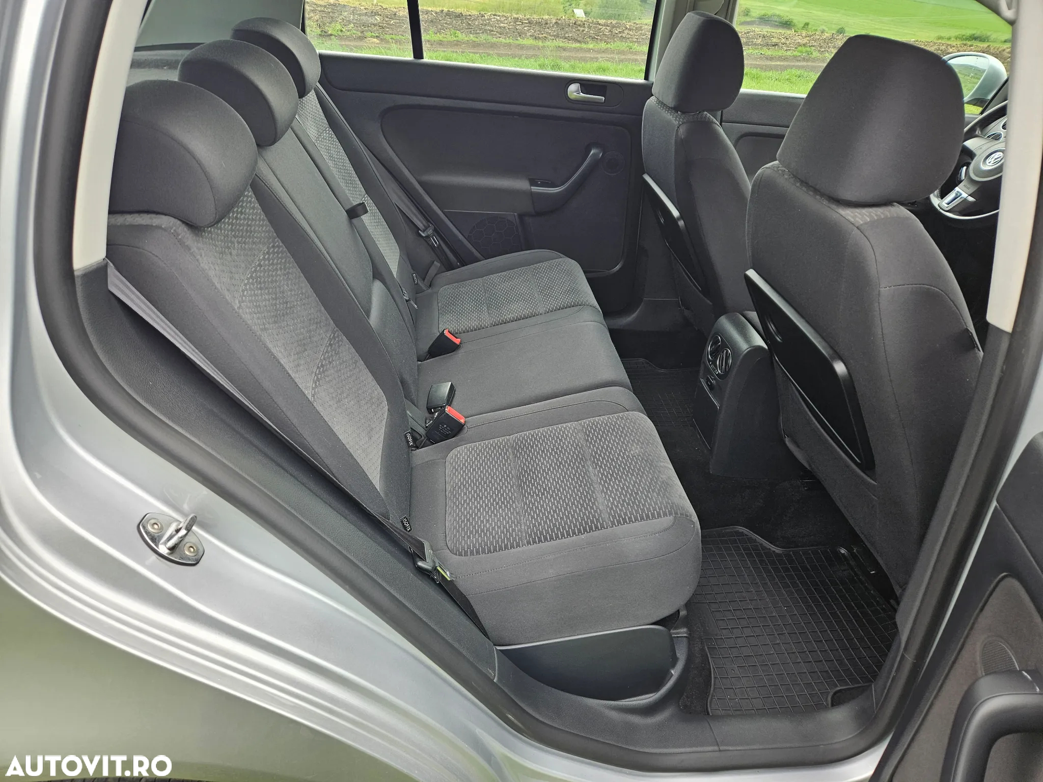 Volkswagen Golf Plus 1.2 TSI BlueMotion Technology Comfortline - 8