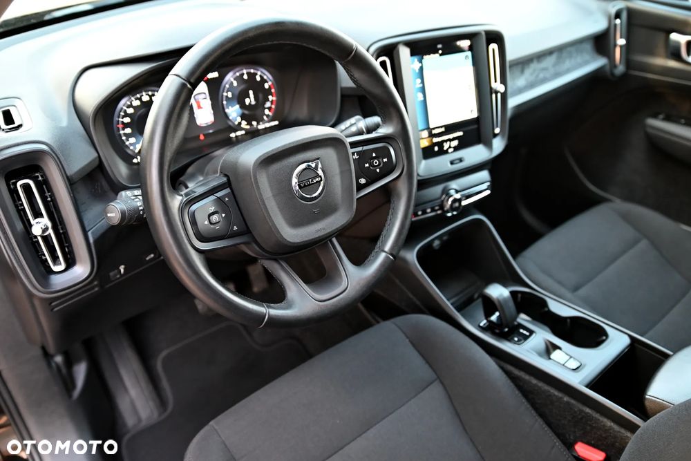 Volvo XC 40 - 21