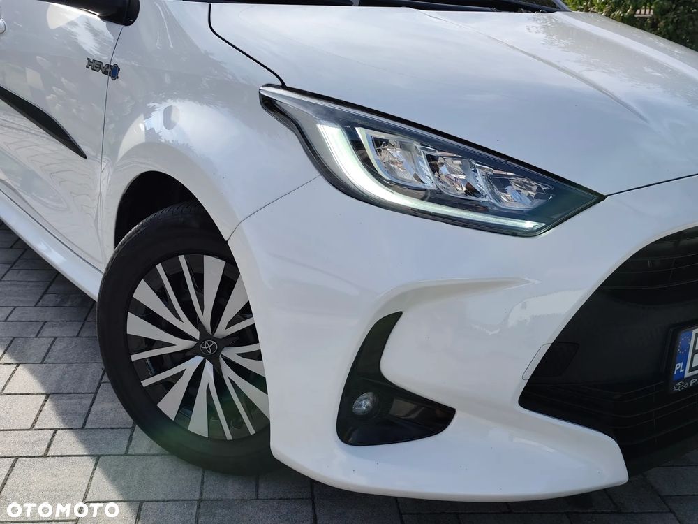 Toyota Yaris Hybrid 1.5 Premiere Edition - 16