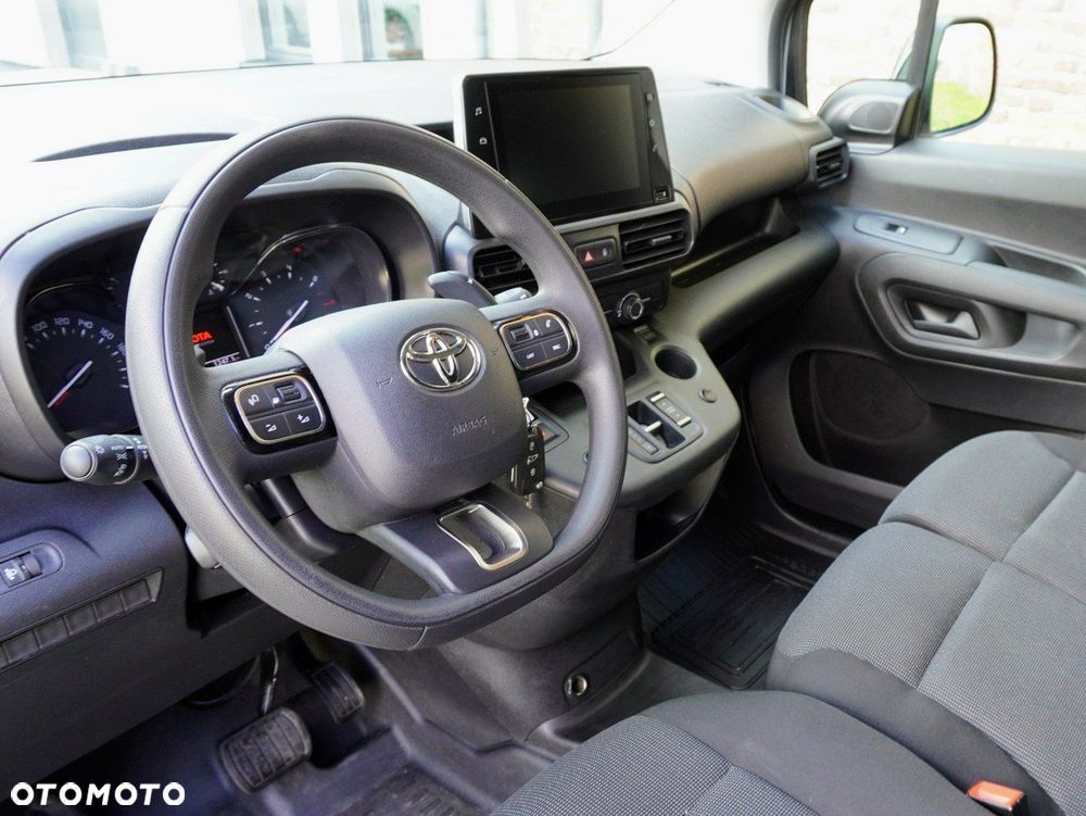 Toyota Proace City - 14