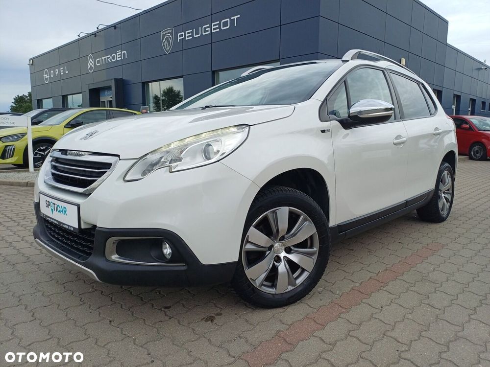 Peugeot 2008 1.2 Pure Tech Style S&S - 1