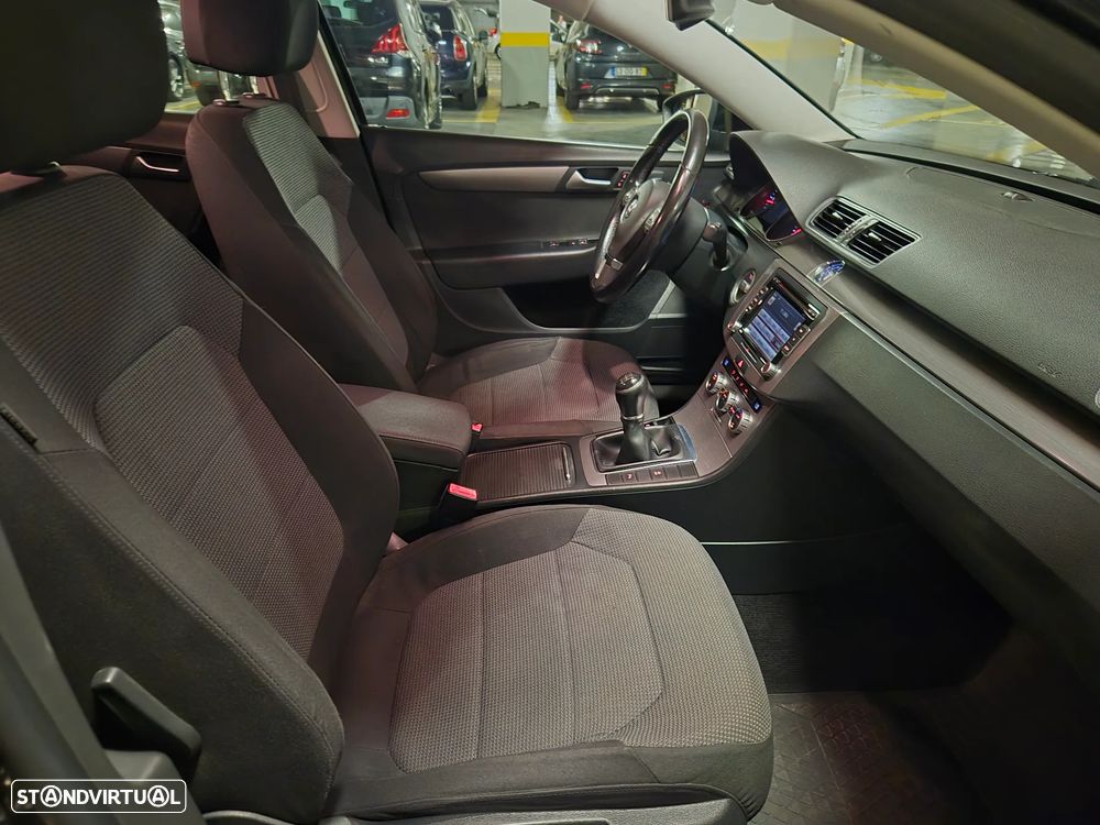 VW Passat Variant 1.6 TDI Confortline - 34