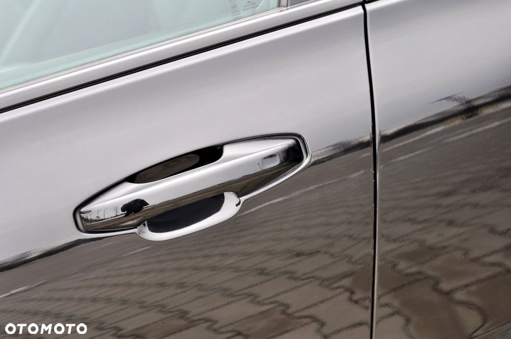 Volvo V60 T4 Geartronic R-Design - 16