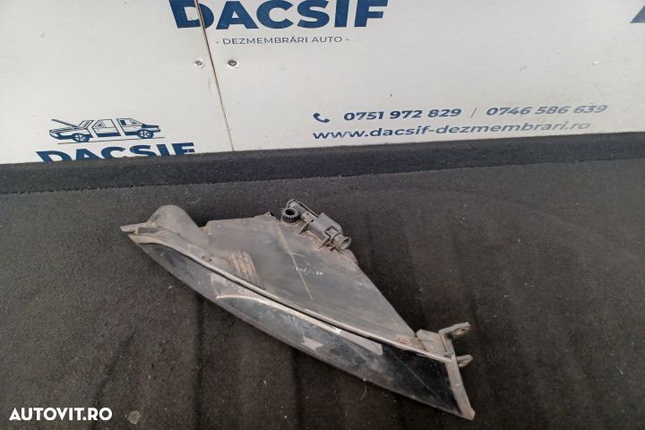 Proiector dreapta Skoda Fabia NJ [2014 - 2018] Hatchback 1.4 TDI DSG - 2