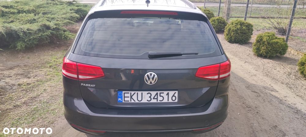 Volkswagen Passat 2.0 TDI BMT Comfortline - 32