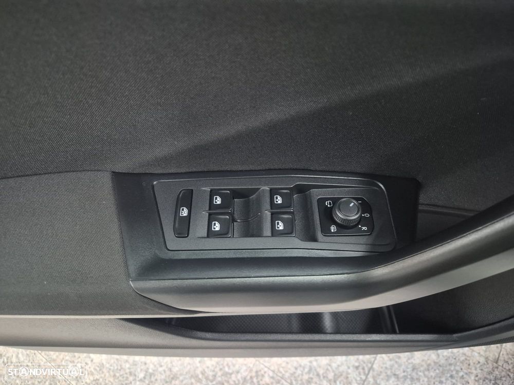 VW T-Roc 1.0 TSI Life - 15