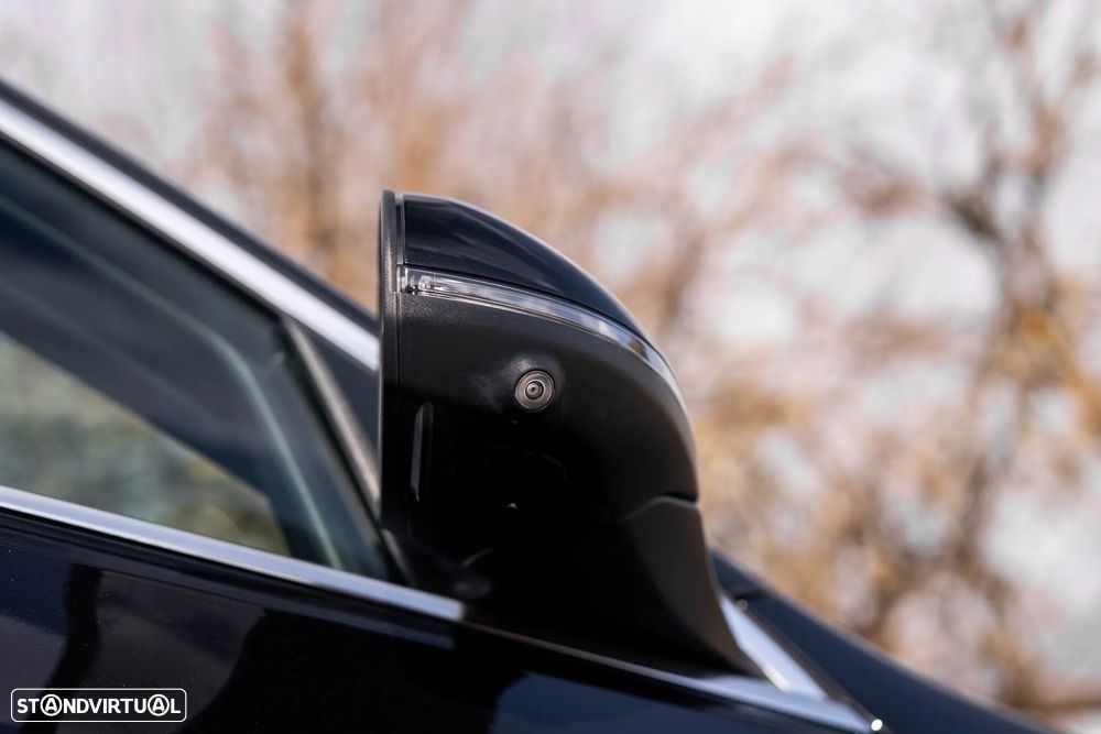 Mercedes-Benz C 300 e AMG Line - 17