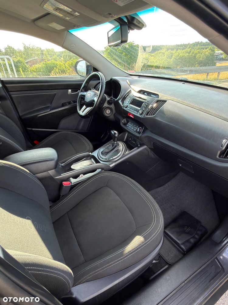 Kia Sportage 2.0 L 2WD - 6