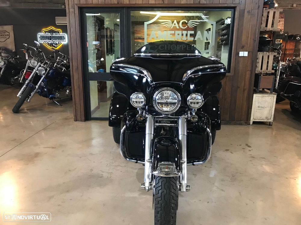 Harley-Davidson FLHTCU TRI GLIDE ULTRA CLASSIC - 7