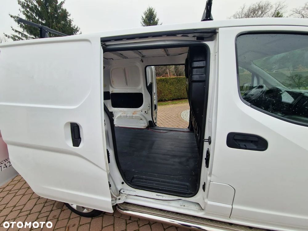 Nissan NV200 - 20