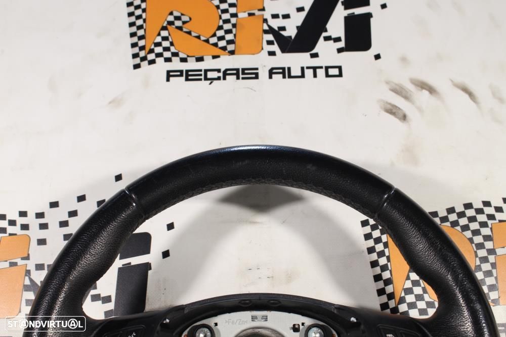 Volante Bmw 1 (E87)  E81 E82 E87 E88 E90 E91 E92 E93 E84 - 2