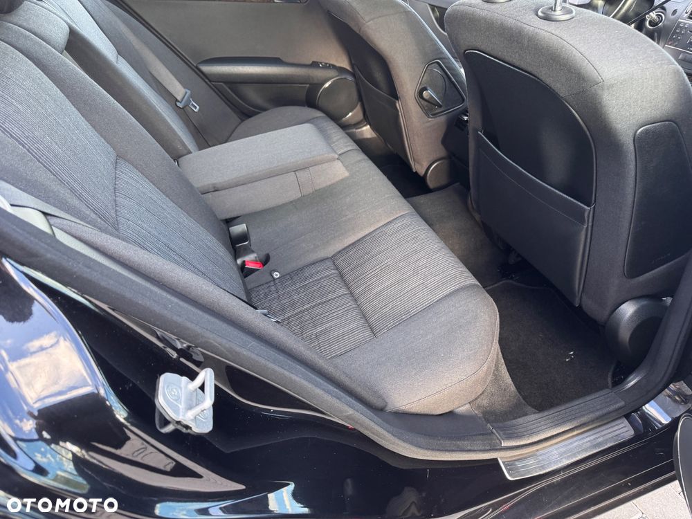 Mercedes-Benz Klasa C 220 CDI DPF Automatik Elegance - 26