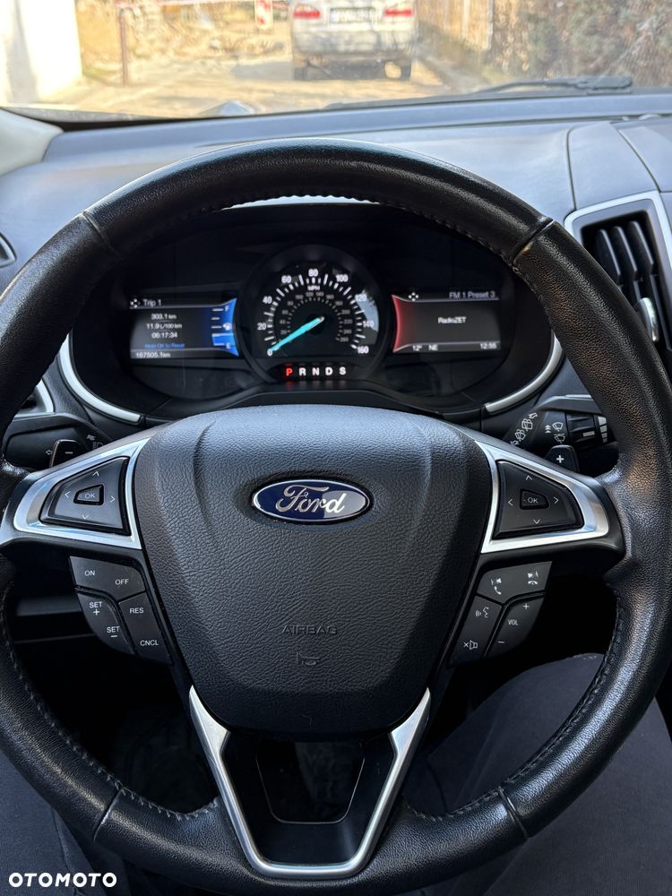 Ford Edge - 25
