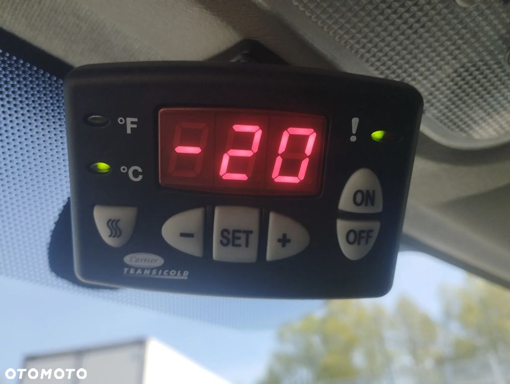 Renault Kangoo Chłodnia 75KM 2 zasilania chłodni Klima - 17