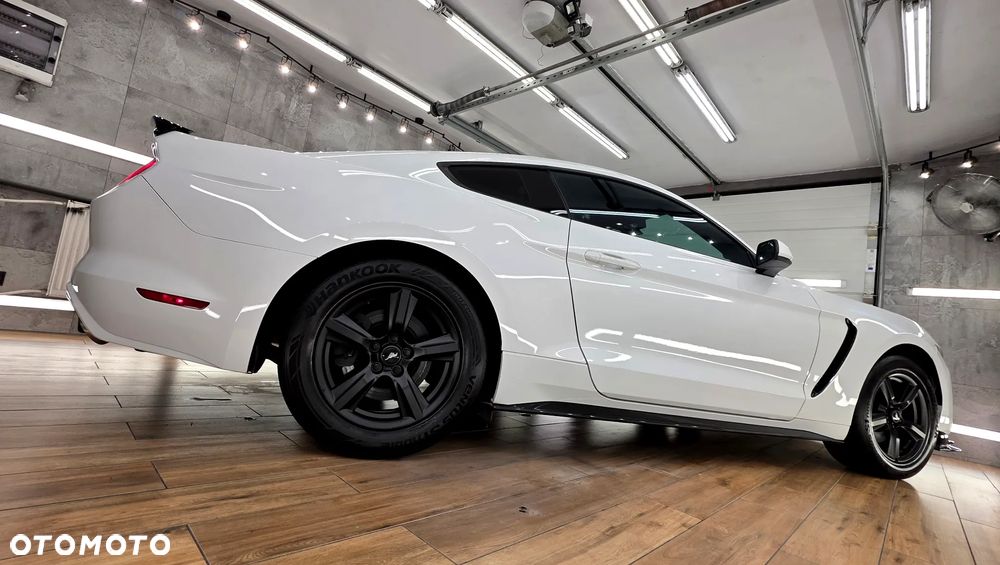 Ford Mustang 3.7 V6 - 27
