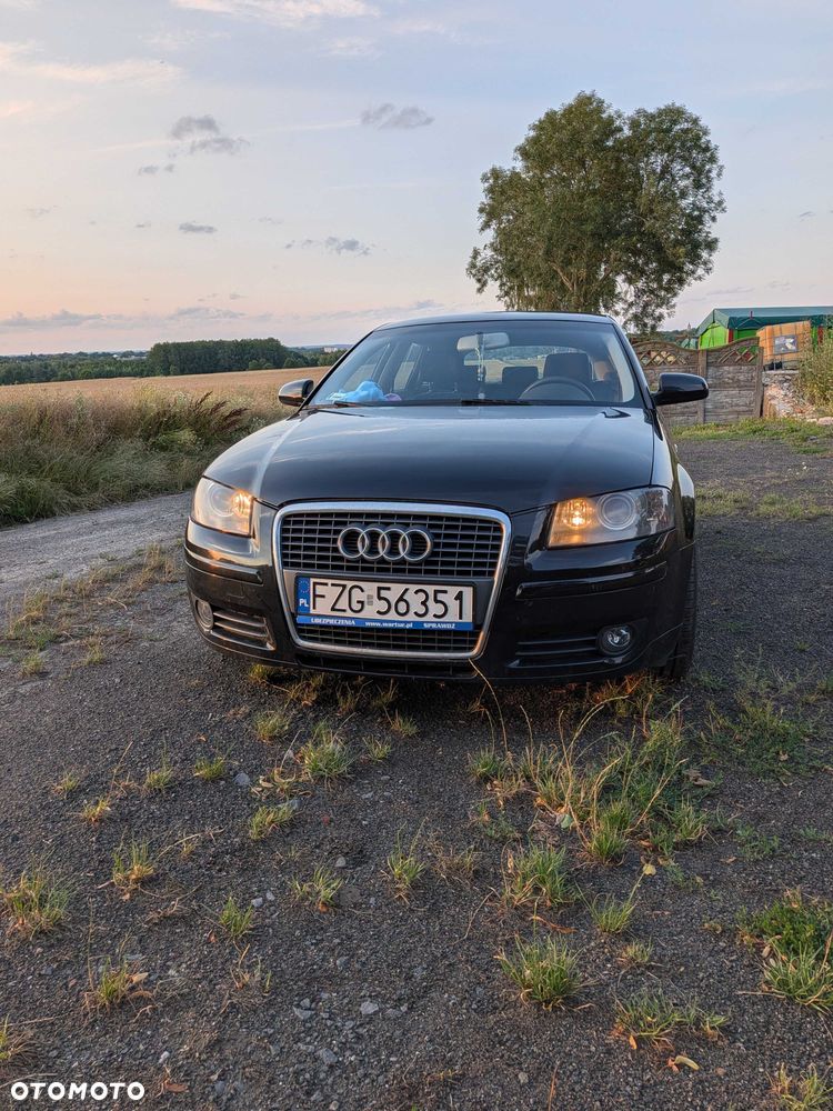 Audi A3 Sportback - 1