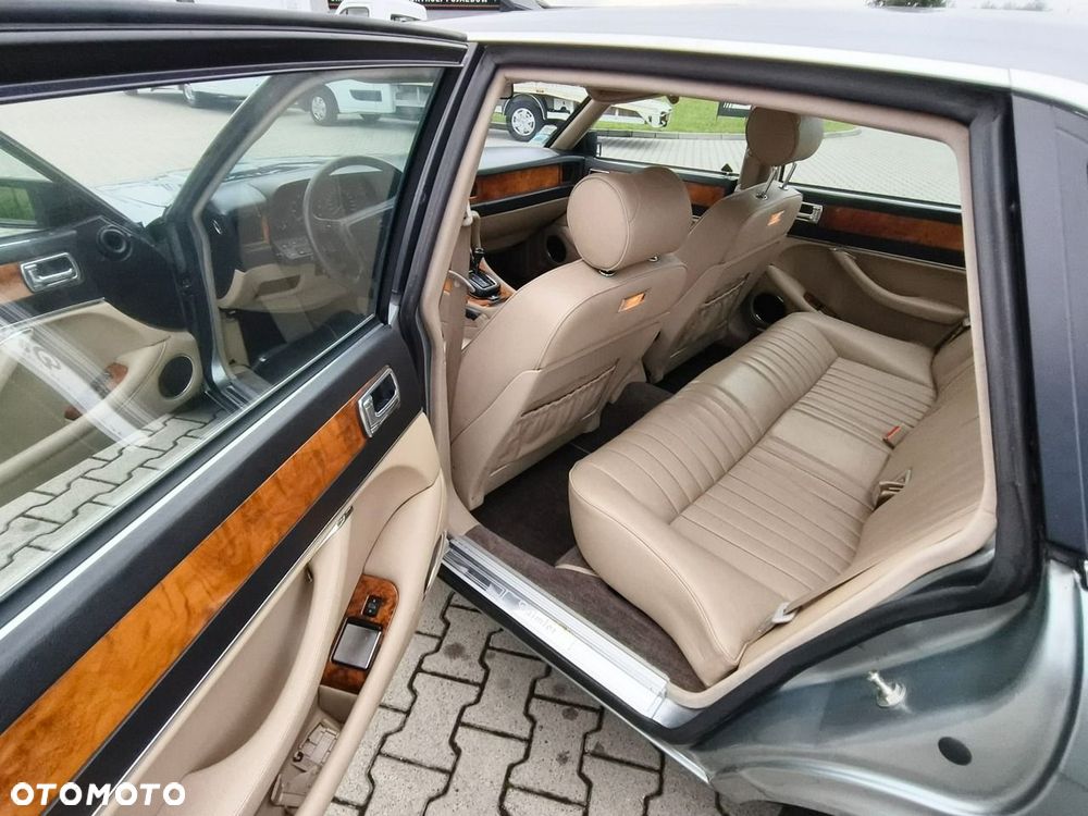 Jaguar XJ - 15