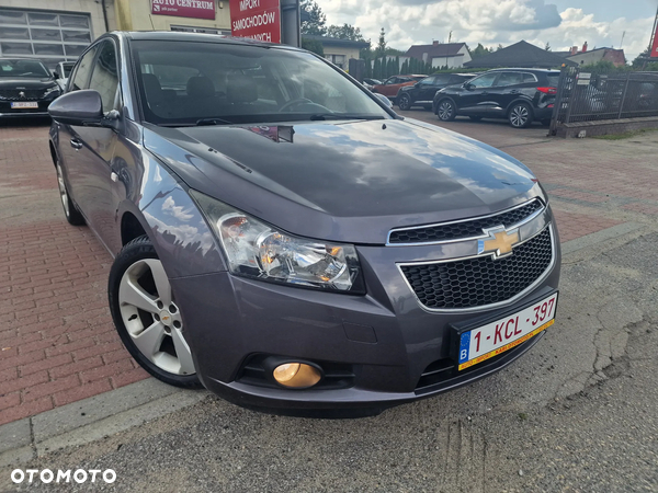 Chevrolet Cruze 1.8 LT+