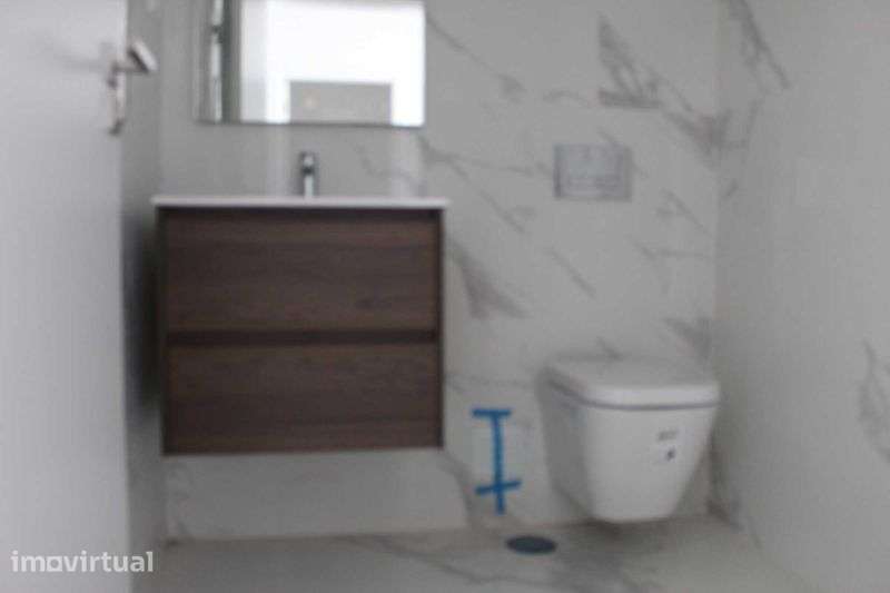 Vende-se Moradia Isolada  T4 com Piscina - Grande imagem: 4/12