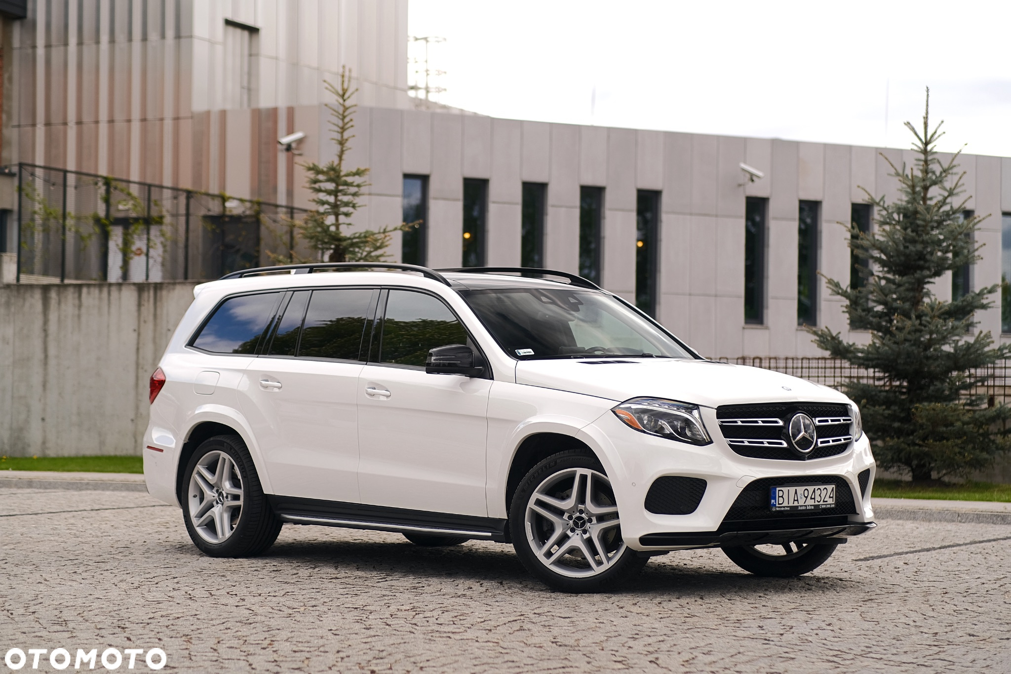 Mercedes-Benz GLS - 2