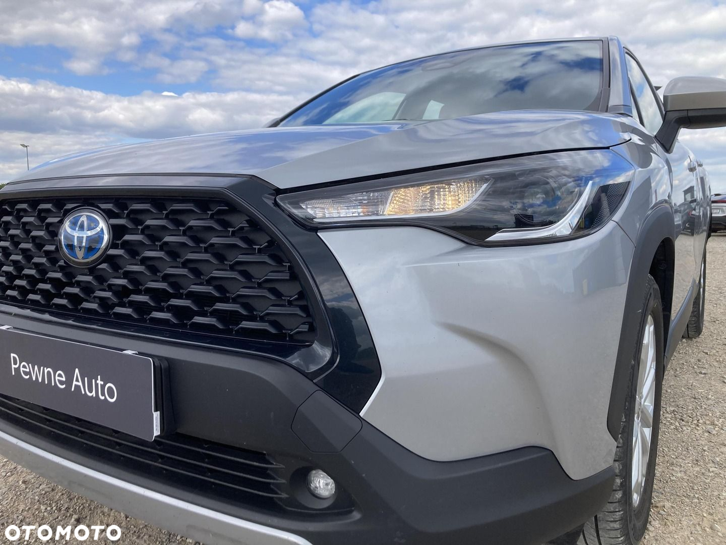 Toyota Corolla Cross 2.0 Hybrid Comfort - 29