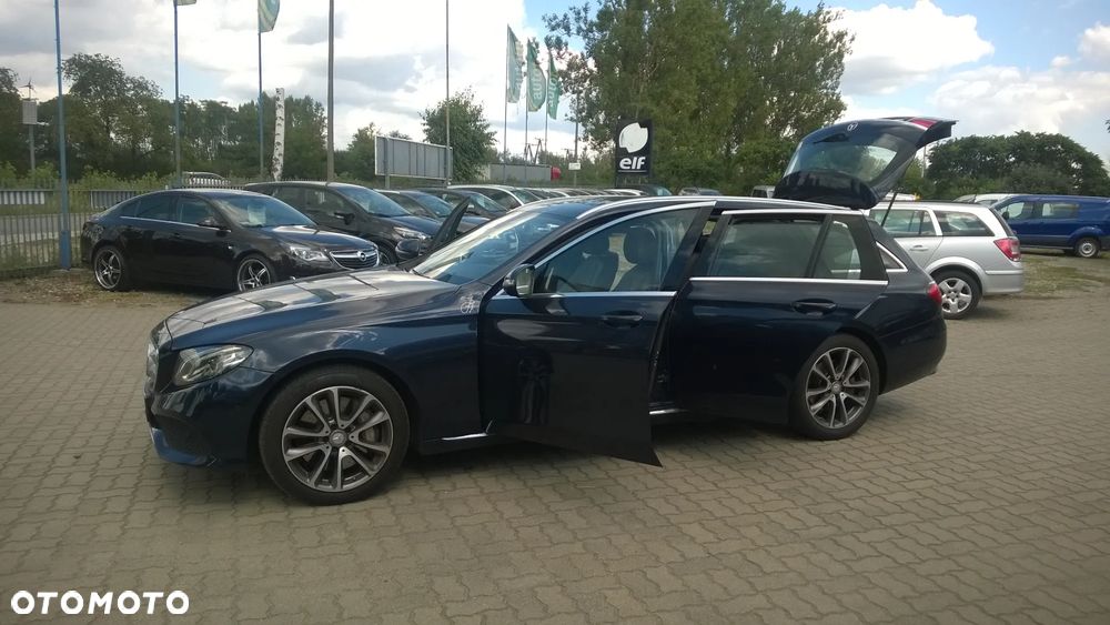 Mercedes-Benz Klasa E 350 d 4Matic 9G-TRONIC Exclusive - 18