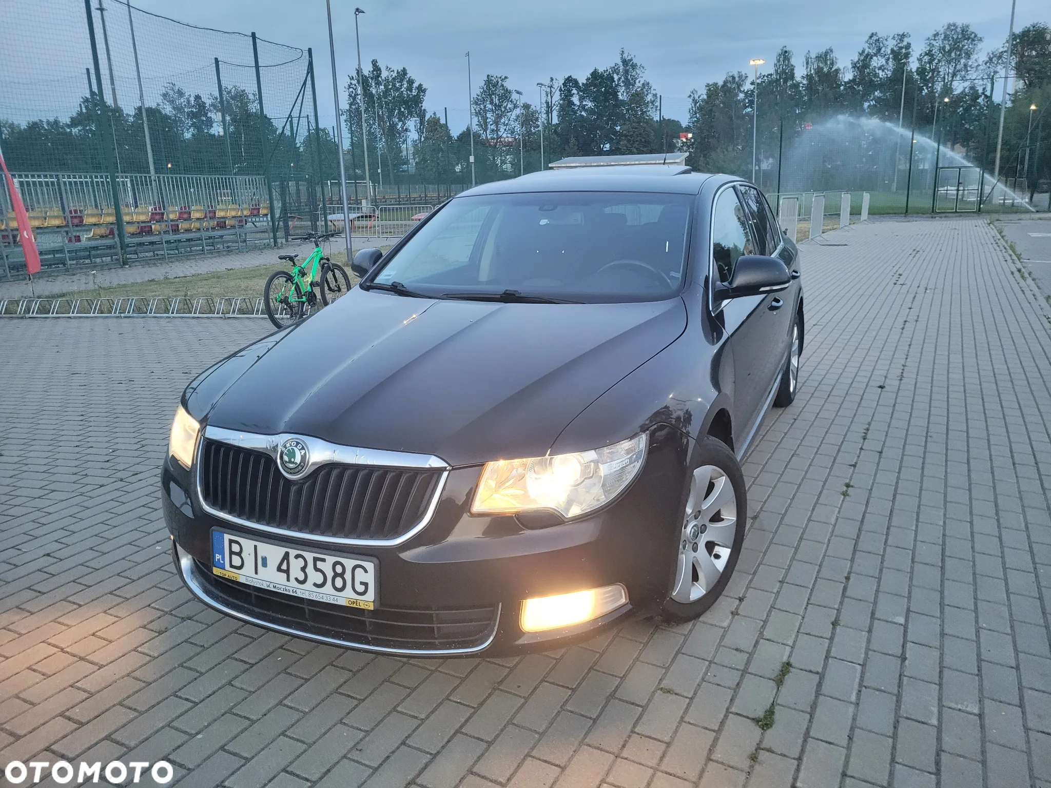 Skoda Superb 1.8 TSI Platinum DSG - 21