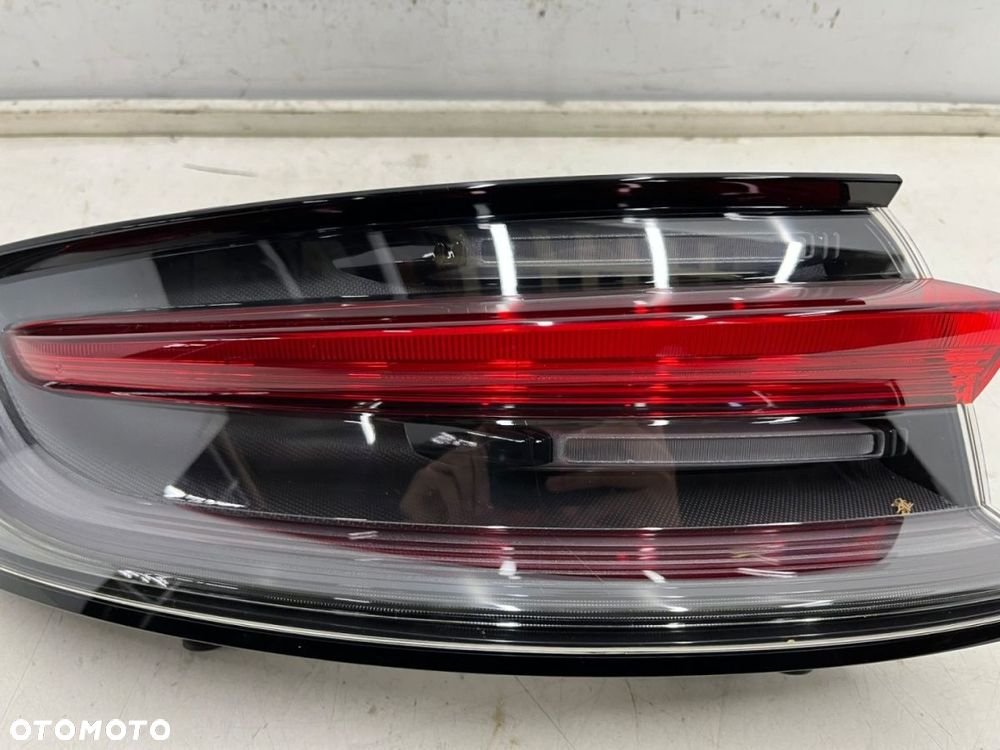Lampa Porsche Macan I 95b LIFT 18r.- LEWA tylna w błotnik ORYGINALNA lewy tył Europa 95b945091l - 6