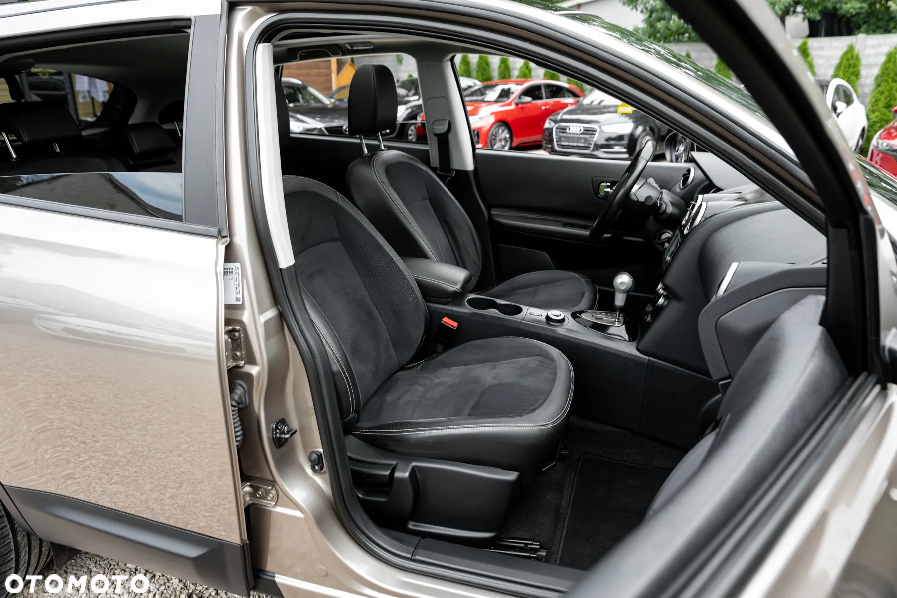 Nissan Qashqai 2.0 4x4 CVT tekna - 25
