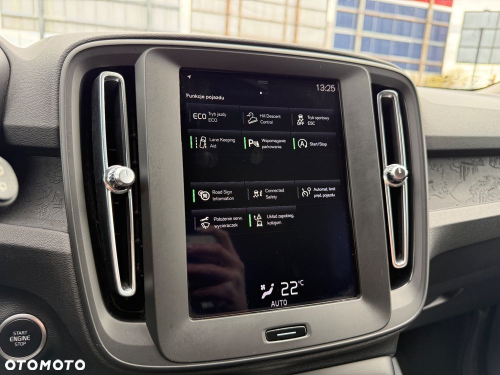 Volvo XC 40 - 33