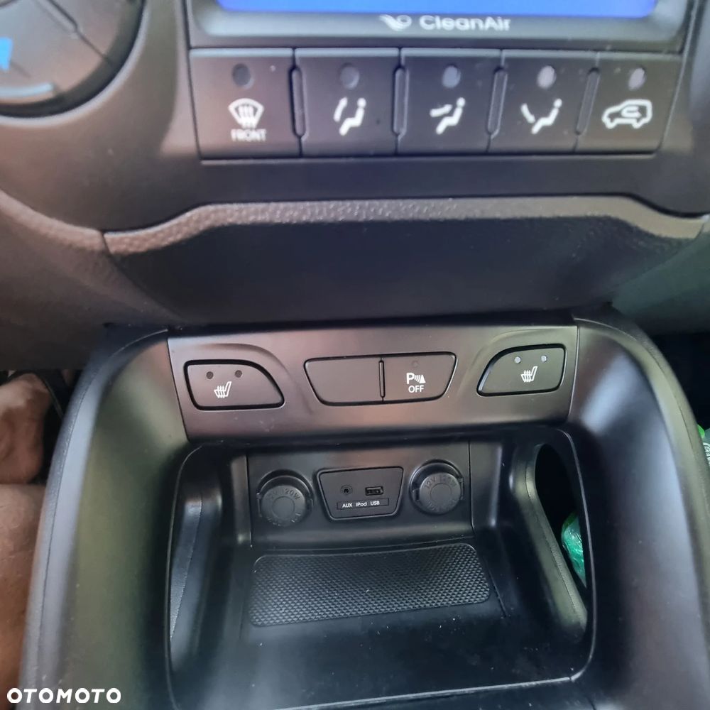 Hyundai ix35 1.7 CRDi 2WD blue Trend - 14