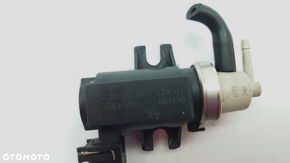 elektrozawÓ podciŚnienia turbo volvo s60, v70, xc70, xc90 2.4 d5 30637251 - 2