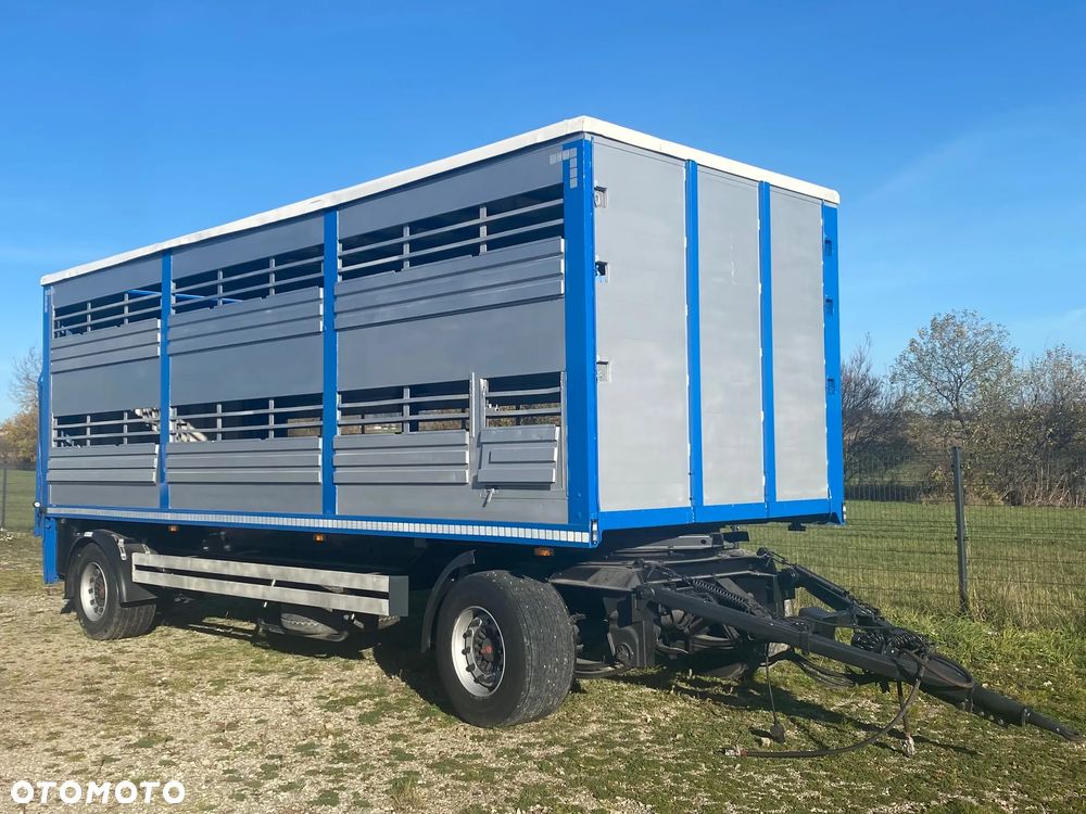 Krone PRZYCZEPA / KRONE / DO BYDŁA / ŻYWCA / ZWIERZĄT /