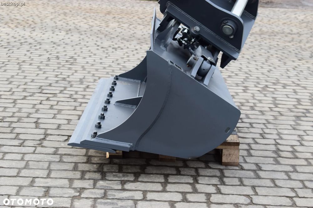 Łyżka skarpowa hydrauliczna Strickland Ø65 0.7m3 180cm - 10