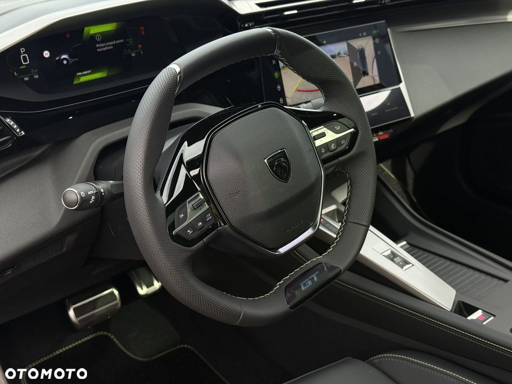 Peugeot 408 - 10
