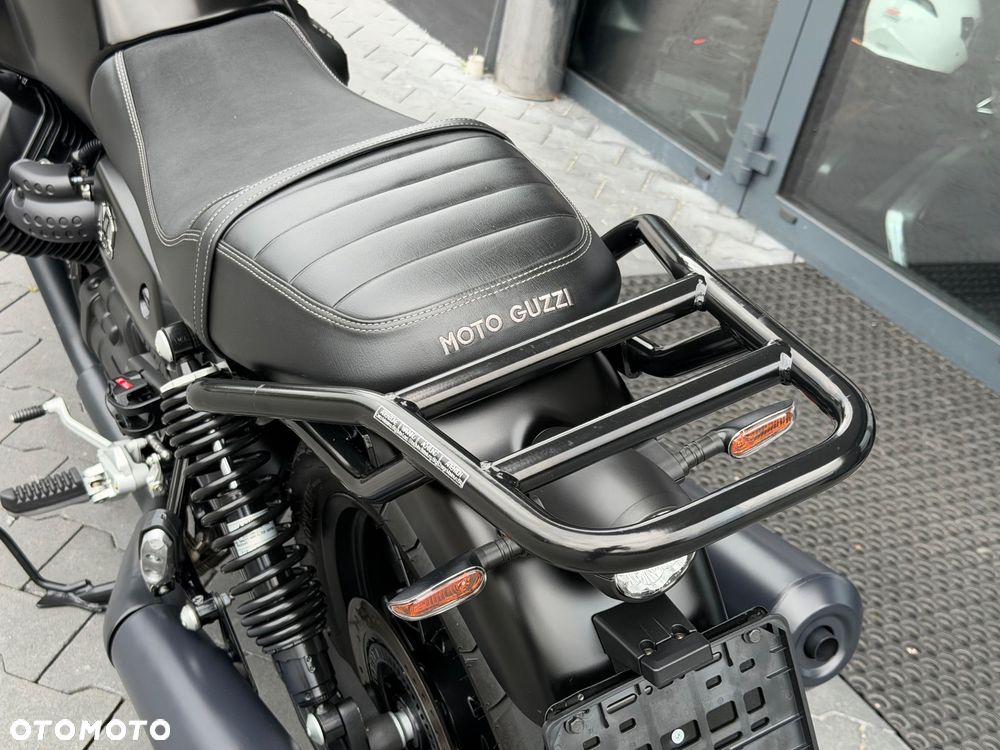 Moto Guzzi V7 - 30