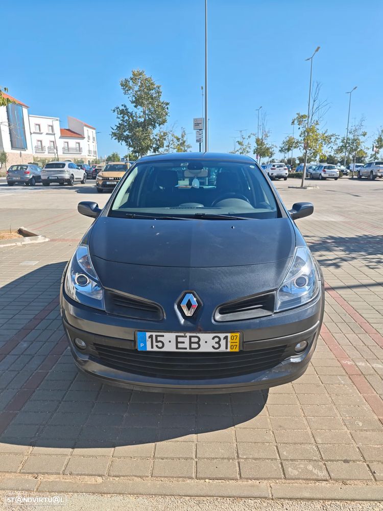 Renault Clio 1.2 16V Dynamique S - 2