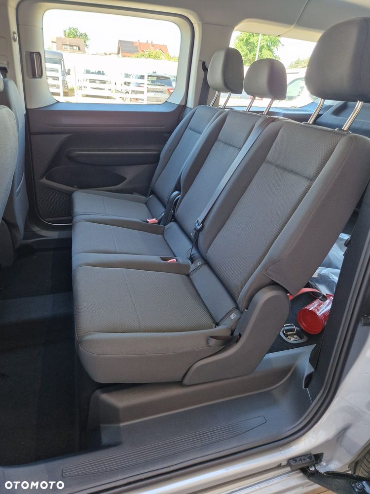 Ford Tourneo Connect 1.5 EcoBoost Titanium - 8