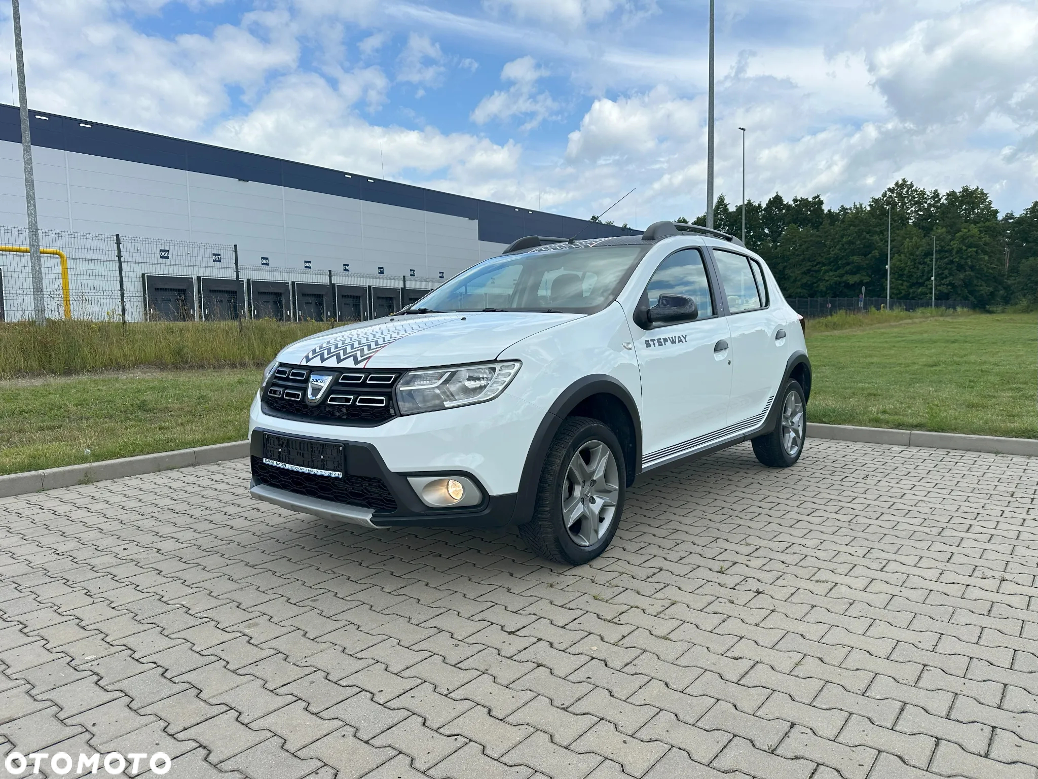 Dacia Sandero Stepway TCe 90 S&S Celebration - 2