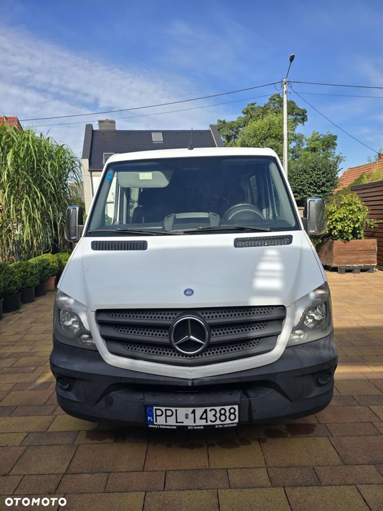 Mercedes-Benz Sprinter - 13