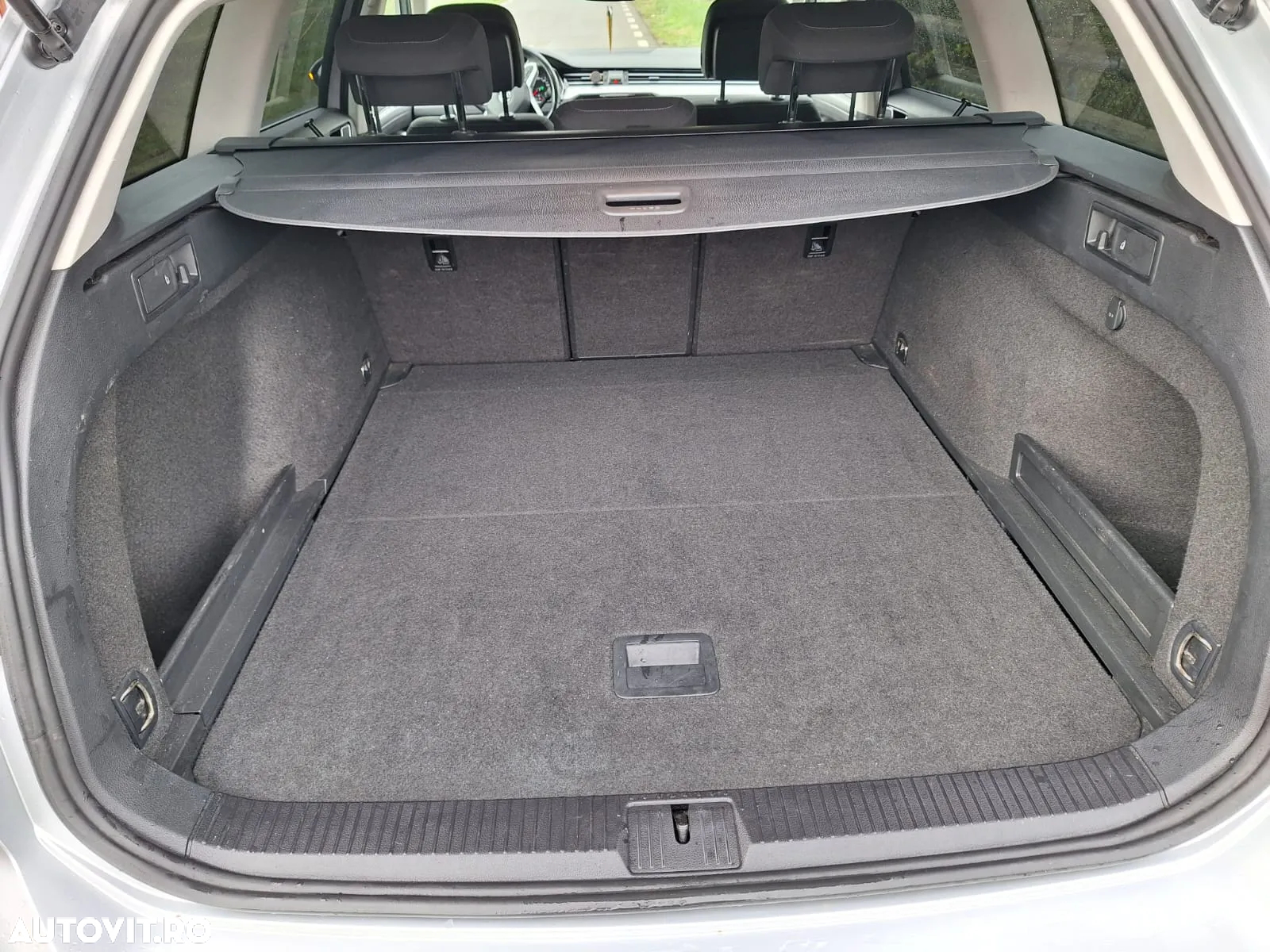 Volkswagen Passat Variant 2.0 TDI DSG Business - 20