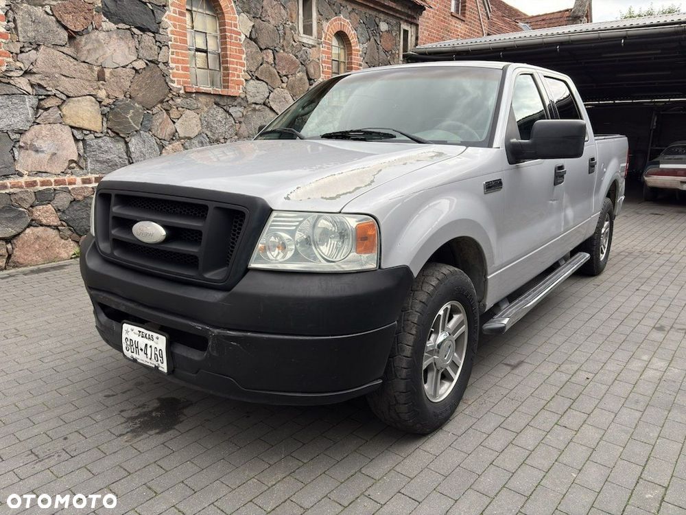 Ford F150 - 4
