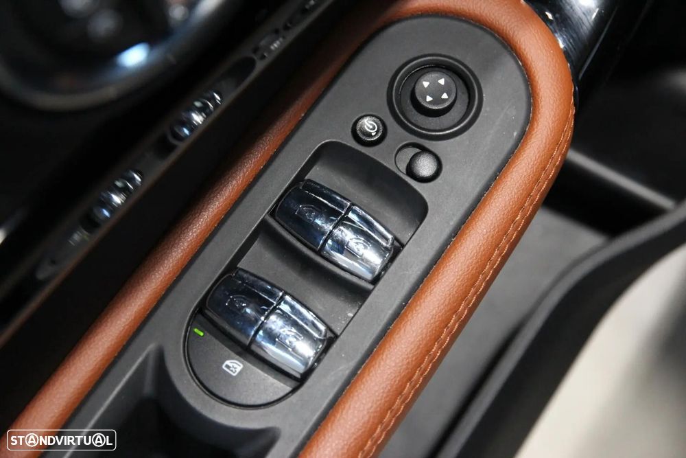 MINI Countryman John Cooper Works Plus ALL4 Auto Desportiva - 13