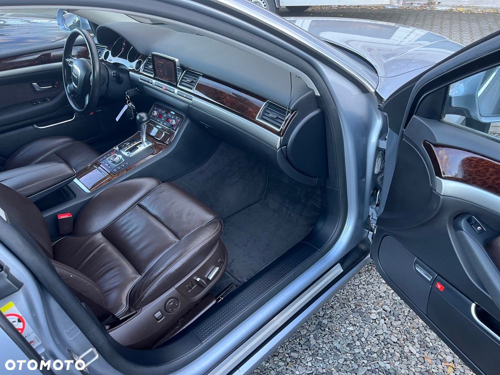Audi A8 2.8 FSI e - 12