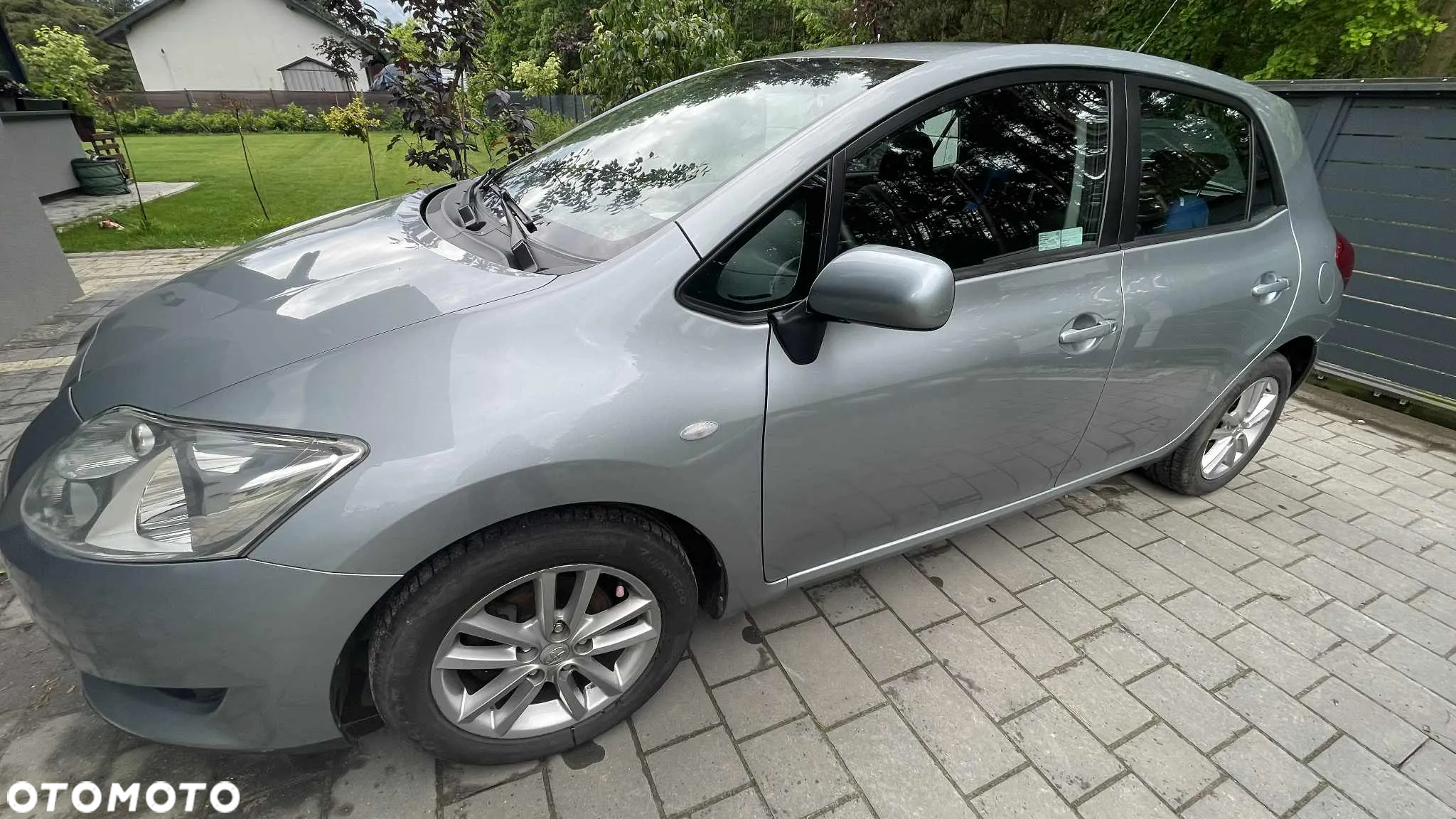 Toyota Auris - 4