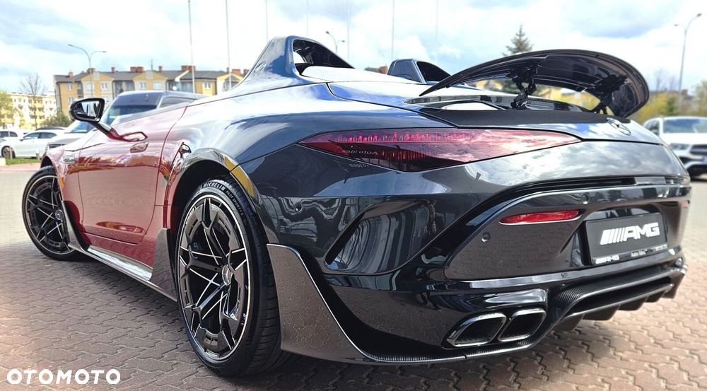Mercedes-Benz AMG GT - 4